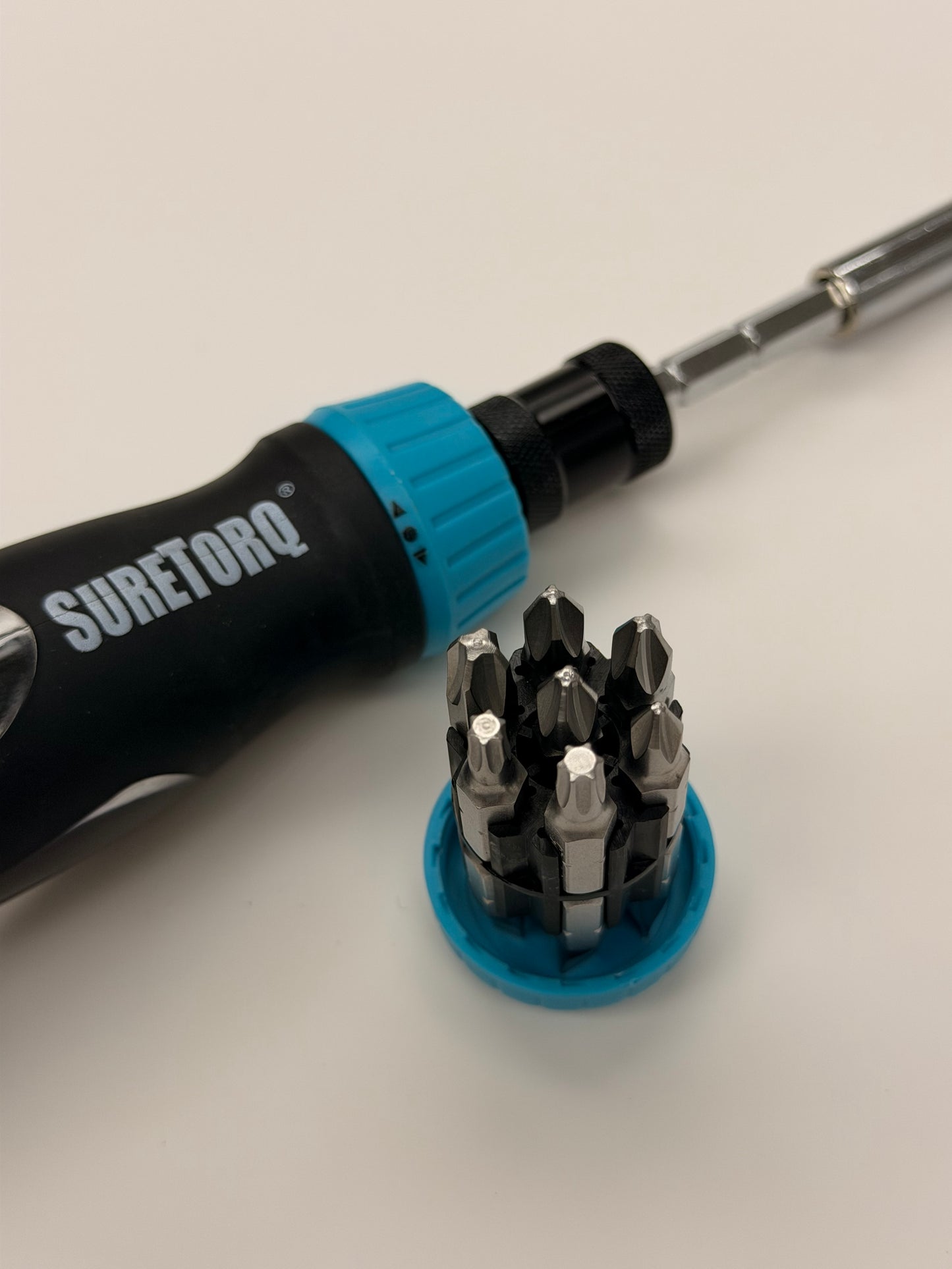 15 Piece Ratcheting Extendable Screwdriver
